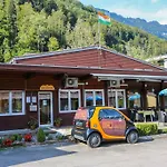 Szálloda The River Village Interlaken