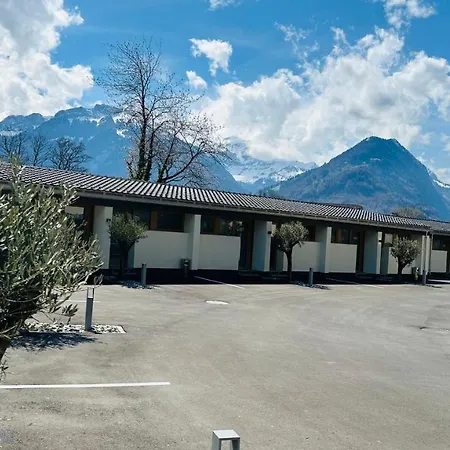 The River Village إنترلاكن