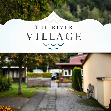 Готель The River Village