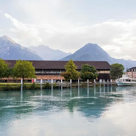 Готель The River Village 3*