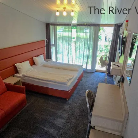 The River Village Готель