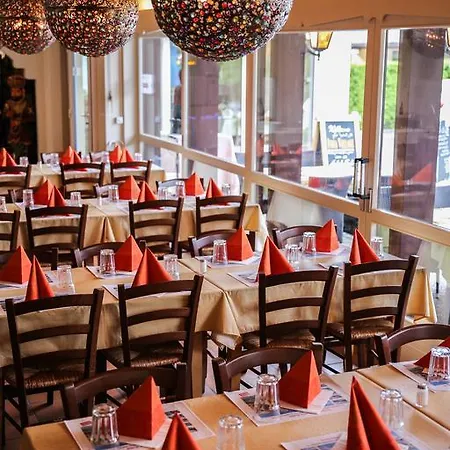 The River Village إنترلاكن