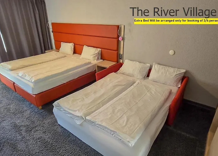 The River Village אינטרלאקן