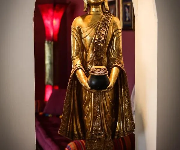 The River Village אינטרלאקן