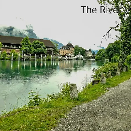 Szálloda The River Village